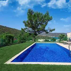 Vogue Supreme Bodrum Hotel